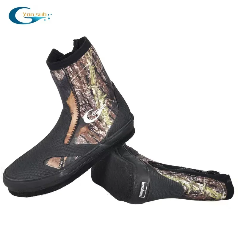 Nail Sole Fishing Shoes Size 35-47 Men Women Camouflage High Top Anti Slip Keep Warm Wading Shoes