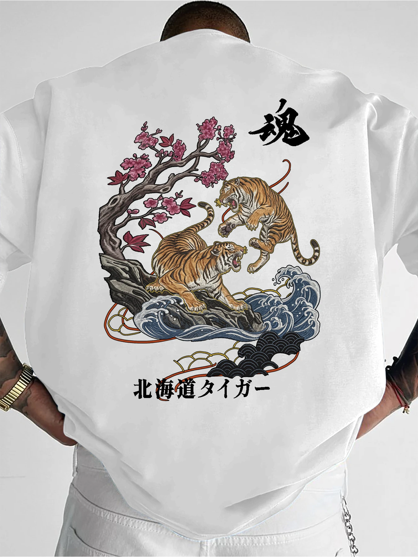 

High-quality Men's Summer New Thick Pure Cotton T-shirt, with Printed Design, Stylish, Breathable, and Sweat-absorbing
