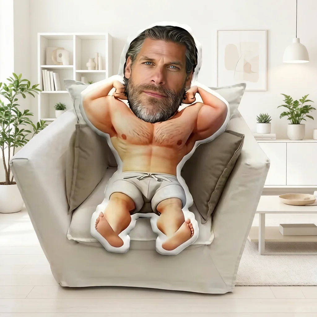 Customized Photo Personalized Plush Pillow, Filled with Polypropylene and Covered with Polyester, Soft and Playable Gift