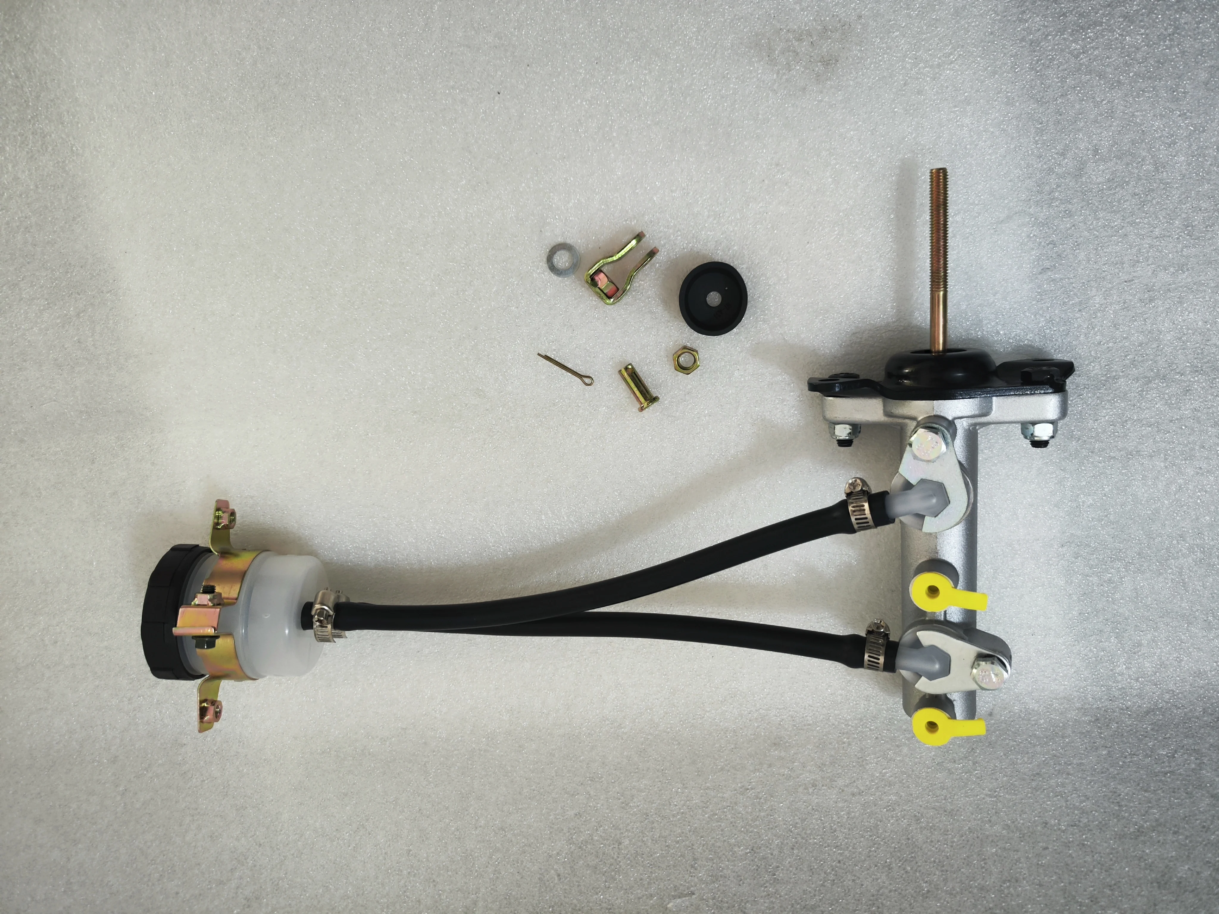 Original genuine brake main cylinder parts are suitable for Hisun 500 700UTV  P115000441800000