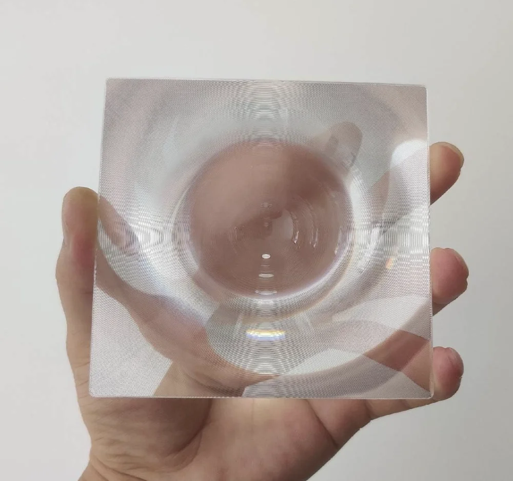 Square Fresnel Lens Magnifier 30*30mm Acrylic Lens 28mm Focal Length