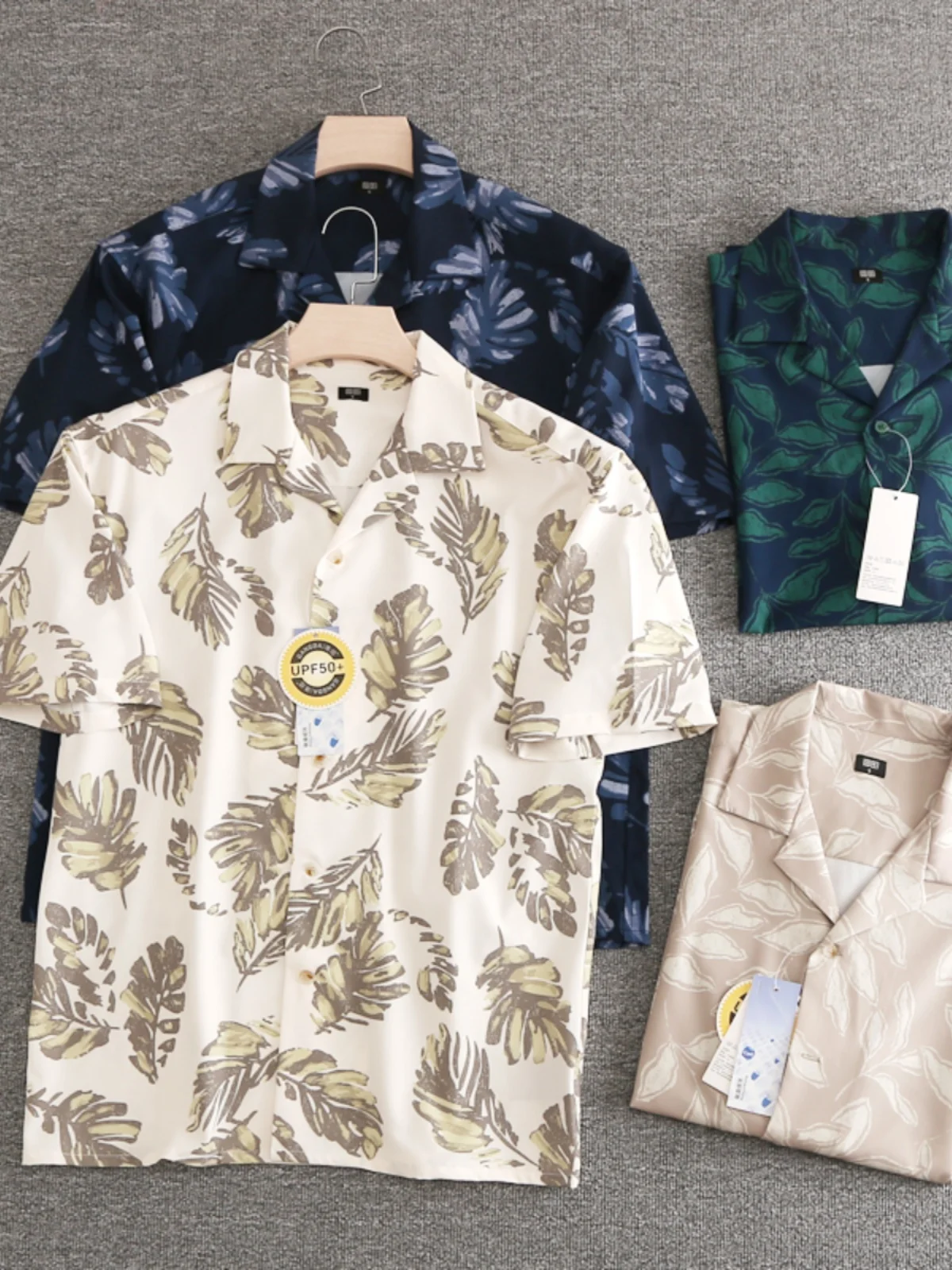 

Летняя мужская рубашка с коротким рукавом и цветочным принтом, повседневная, свободного кроя, универсальная, модная, свободная рубашка с коротким рукавом, стильная рубашка с цветочным принтом