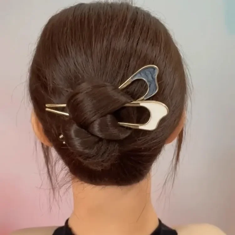 

Chinese New Alloy Women's U-shaped Hair Clip Exquisite Ball Head Pan Hair Artifact Modern Simple Hair Accessories for Women