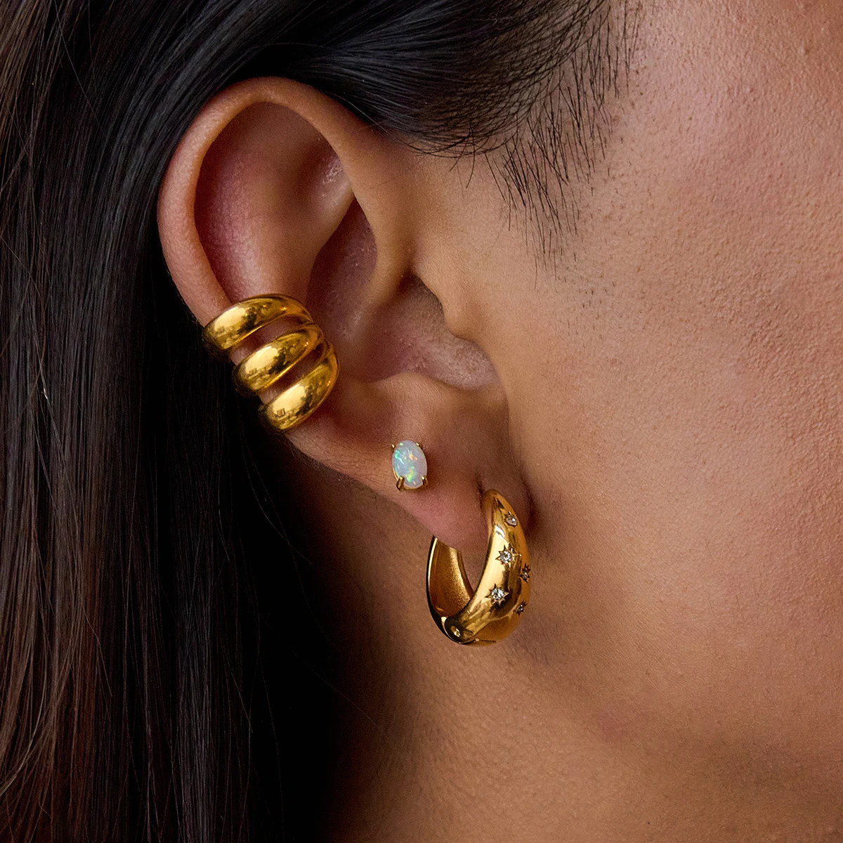 

AIKOER Minimalist Classic Style 18K Gold Color Plated Stainless Steel Rhinestone Chubby Ear Buckle Earrings Octagonal Star Earri