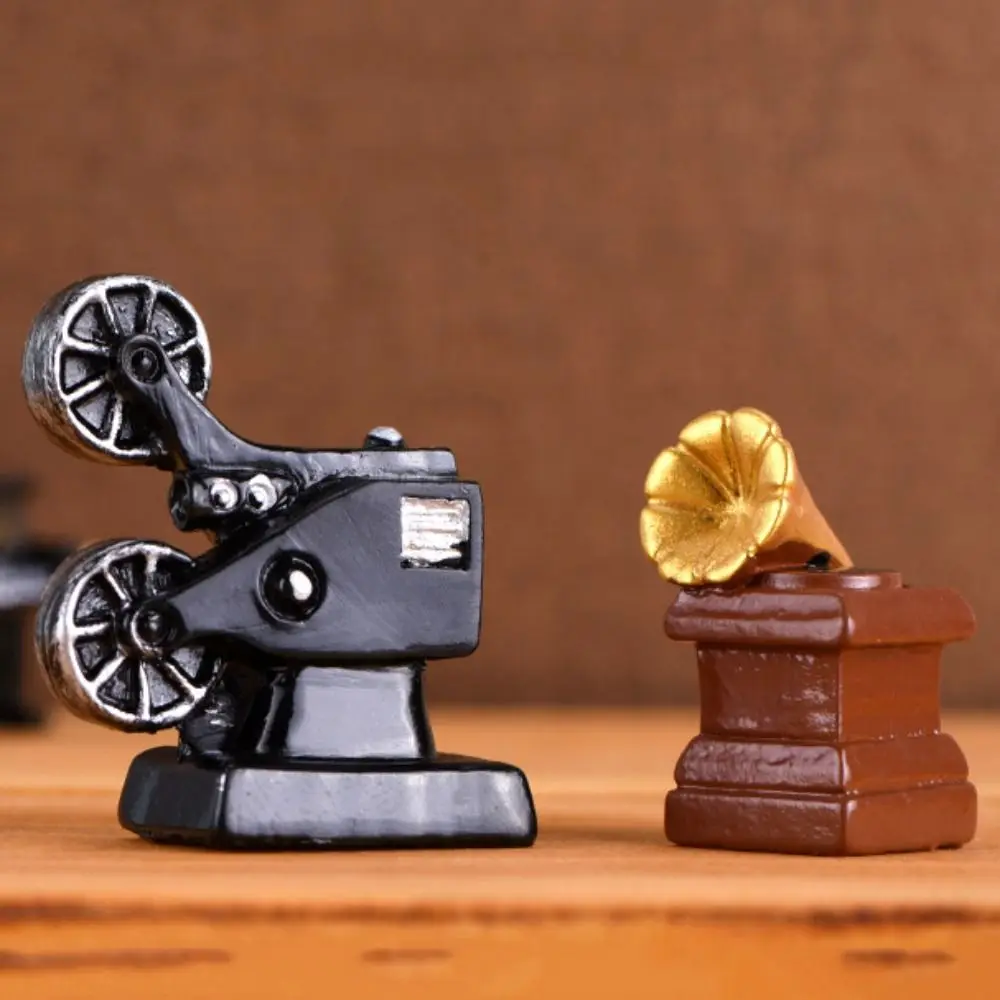 Heimdekoration Retro nostalgische Figur Mini Puppenhäuser Figur Kamera Miniaturen Modell Miniatur Harz