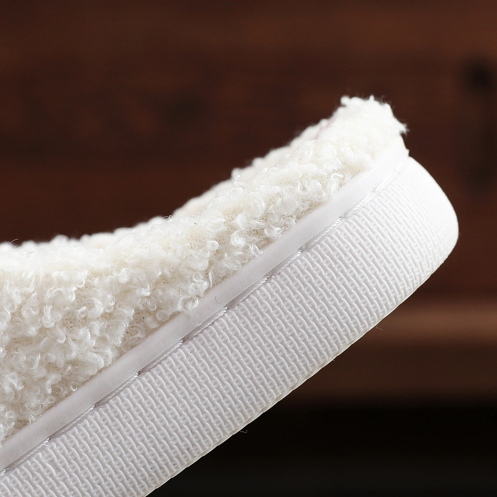 Unisex Christmas Slippers Cotton Home Slippers for Bath and Home (White 42-43) - Image 5