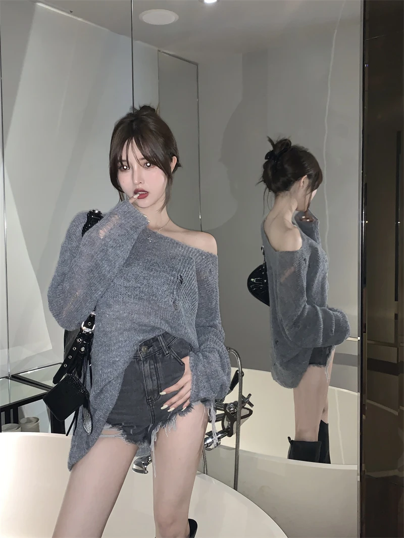 O-Neck Knitted Tops Oversize Long Sleeve Sweaters Gray Off Shoulder Hole Women Y2k Hollow Out American Retro Sueters Mujer