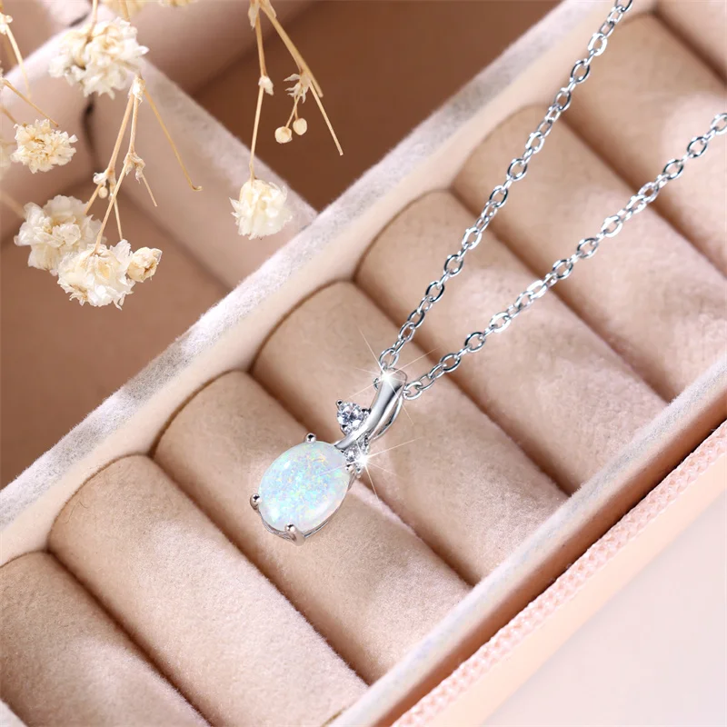 Cute Female White Fire Opal Stone Pendant Necklace Silver Color Oval Necklaces For Women Fashion Wedding Jewelry Gift