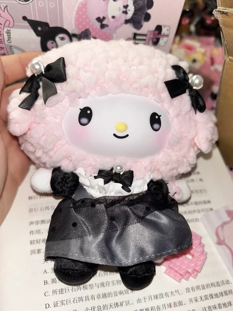 정품 Toptoy Sanrio 캐릭터 자매의 복장 시리즈 블라인드 박스 카와이 귀여운 비닐 인형 미스터리 박스 장난감 성인 어린이 선물