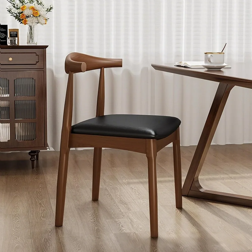 زوج من كراسي تناول الطعام الخشبية الصلبة الحديثة المصنوعة من خشب الجوز في منتصف القرن مع مقاعد من جلد البولي يوريثان المنجد ومساند الظهر المنحنية #4