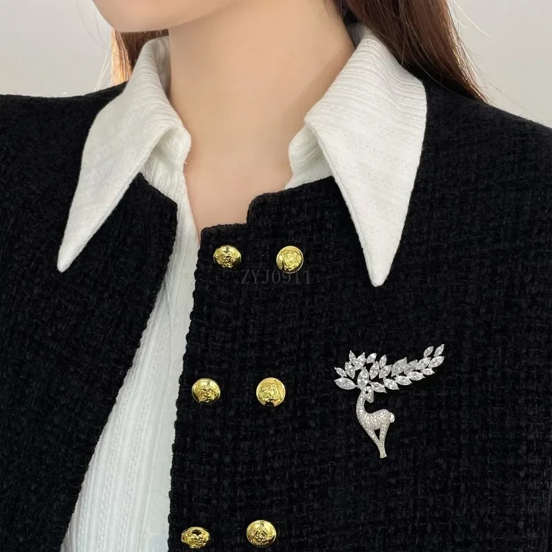 Модная брошь со стразами и пятнистым оленем, булавка для женщин и мужчин, позолоченная серебряная брошь с кристаллами в виде животных, рождественские украшения, подарки