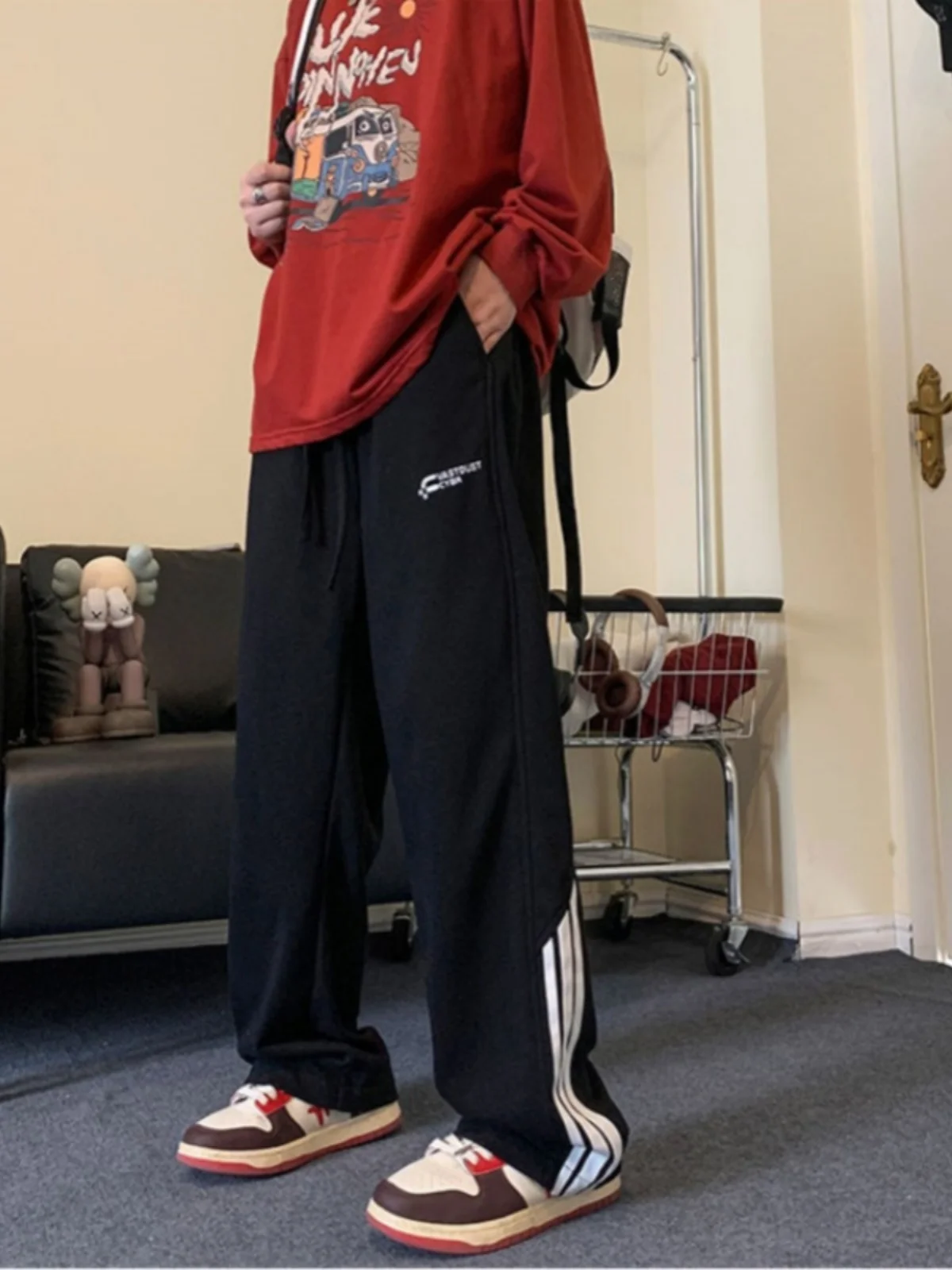 

Loose American High Street Stripe Spor Casual Pants for Men Spring Autumn Straight Leg Floor-Length Trousers