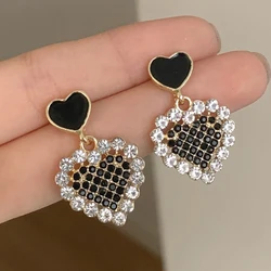Fashion Crystal Rhinestones Heart Earrings for Women Black Enamel Love Drop Earrings Wedding Party Sweet Cute Hollow Jewelry
