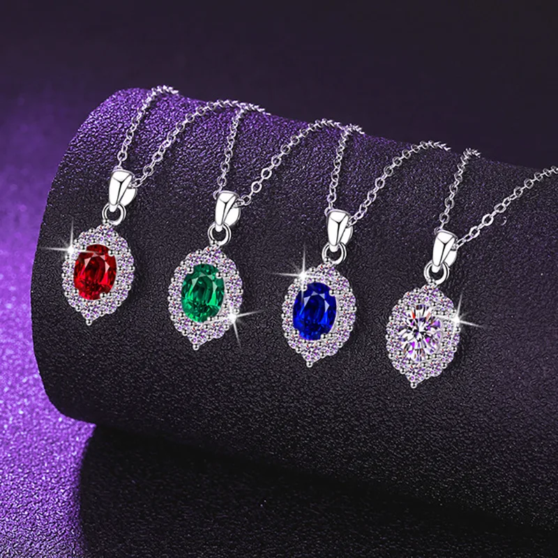 

S925 Silver White Gold Plated 1CT Round Micro-Pave Color Moissanite Pendant Necklace for Women, Exquisite Jewelry.