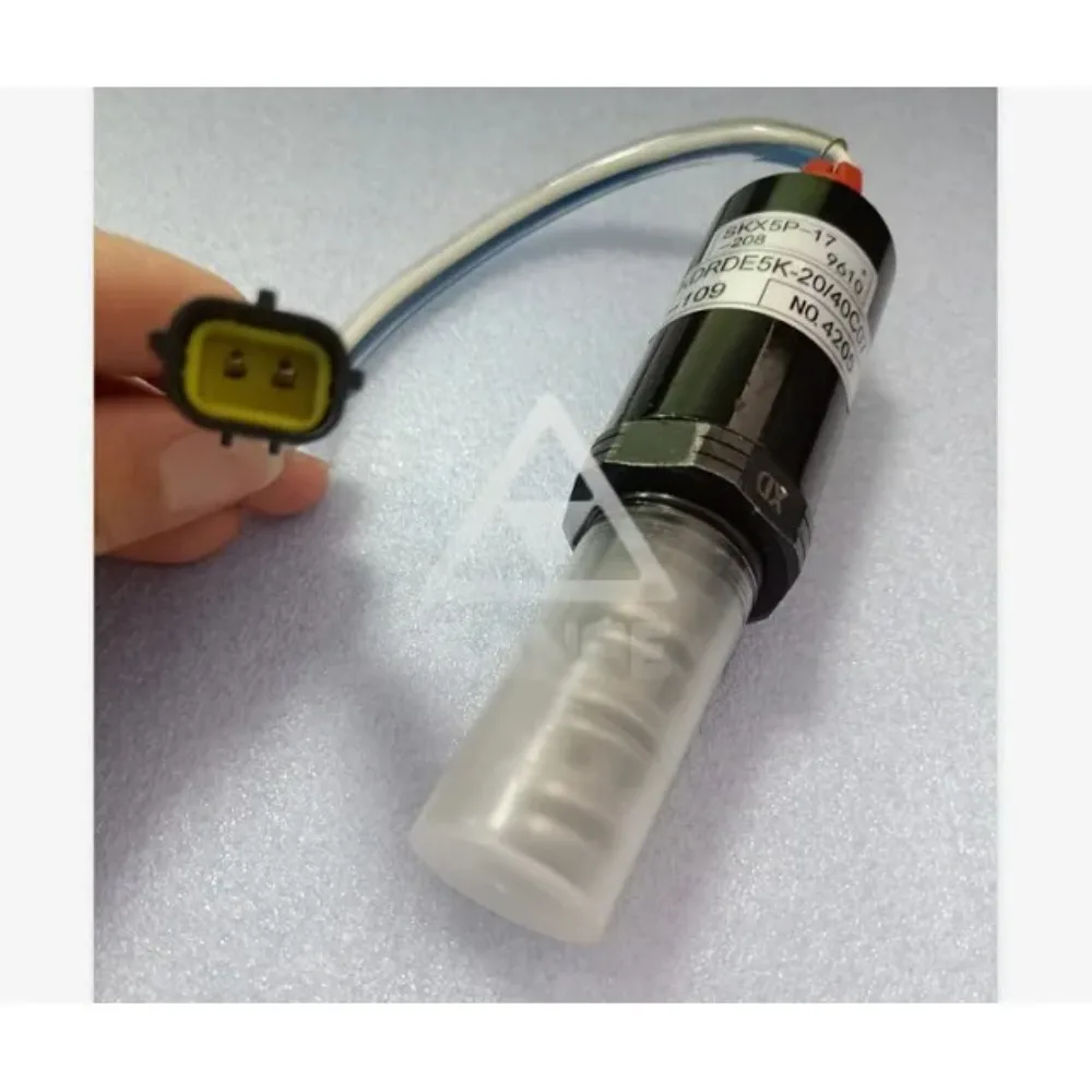 SKX5P-17 solenoid valve KDRDE5K-20 40C07 suitable for R210LC-7 excavator electrical accessories