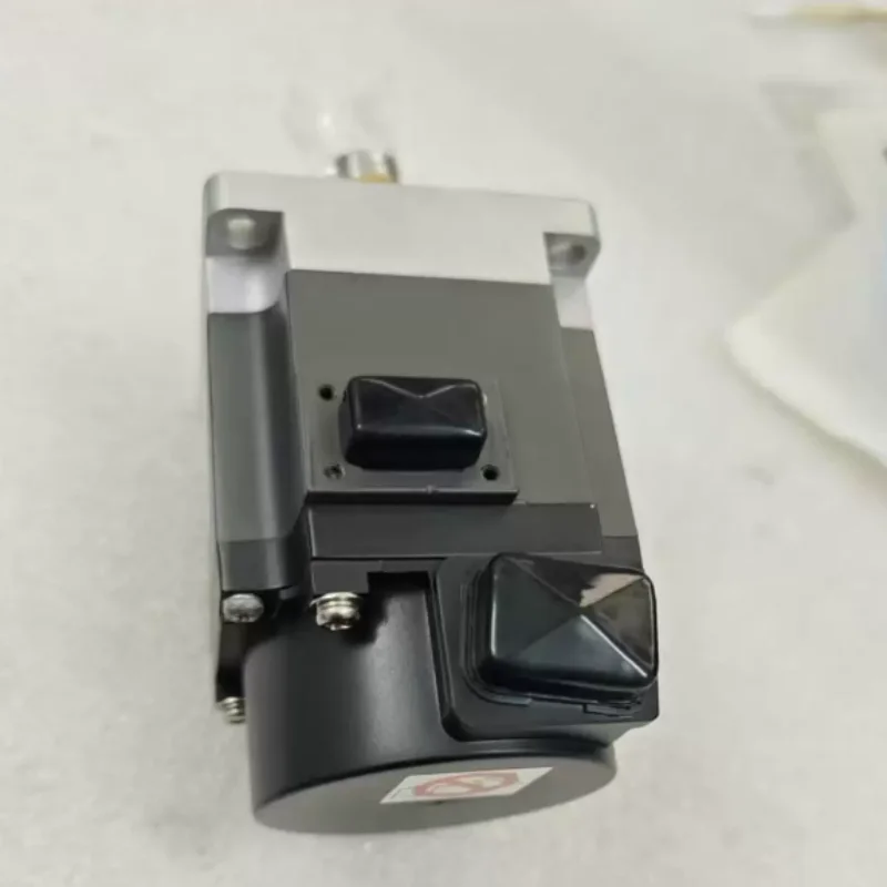 Brand-new, factory-sealed servo motor  HG-KNS73BJ  HG-SNS52J  HG-SNS102J  HG-SNS152J  HG-SNS52BJ  HG-SR52   HG-KN73JK