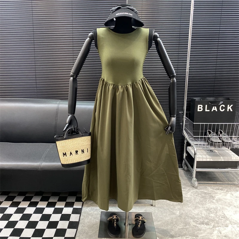 New 2022 fashion Designer new style Famous brand Simple high-end Round neck Sleeveless dress Splicing Large skirt Vest dress