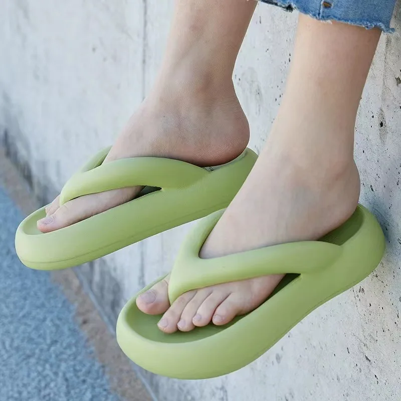 Women’s 2026 New Summer Flip Flops, Luxury Thick Platform Slides for Beach Seaside Outdoor Wear