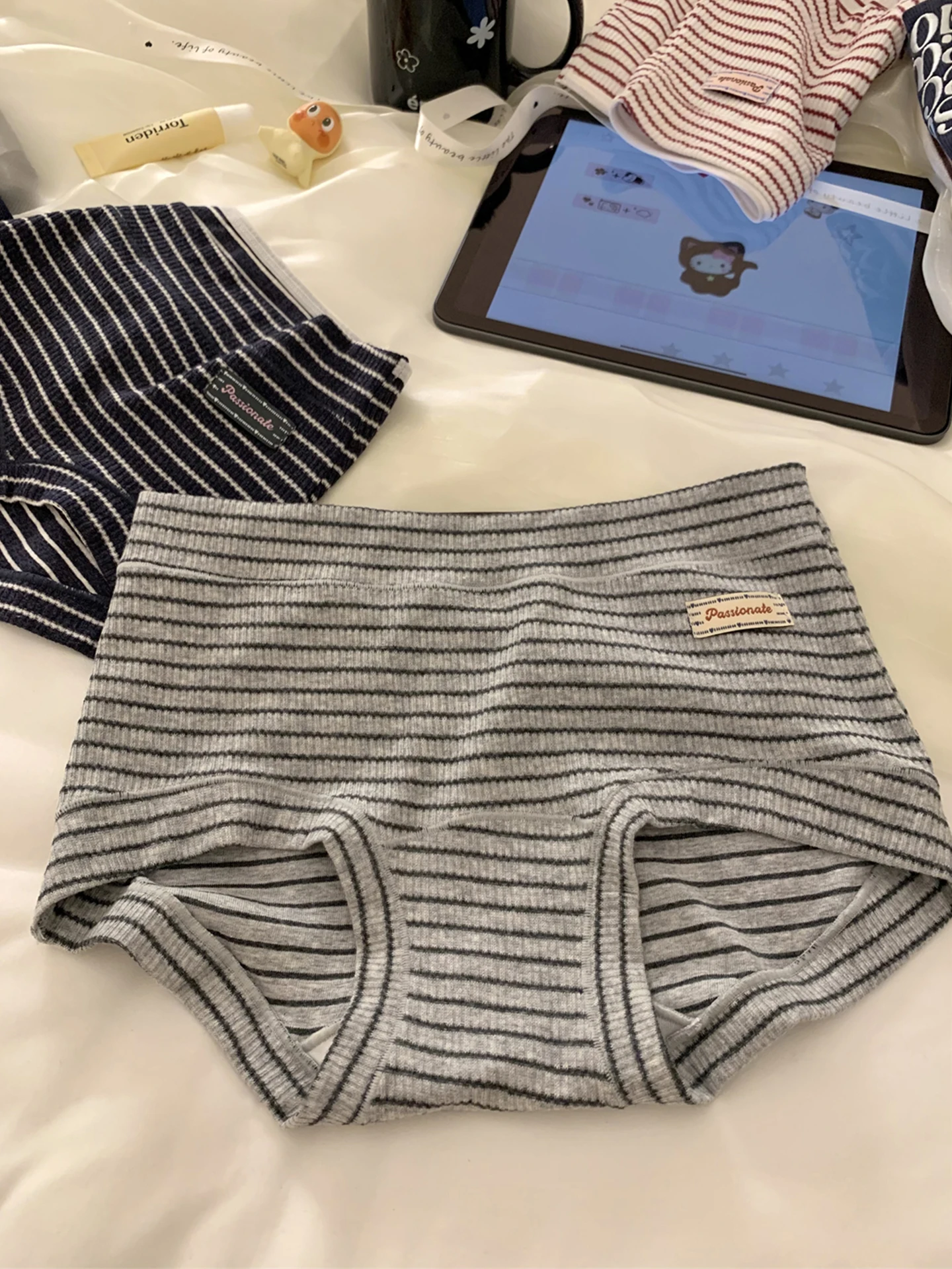 American Stripe Cotton Women's Underwear Briefs Four Corners Flat Angle Pants 2025 New Short Pants Pure Cotton Crotch