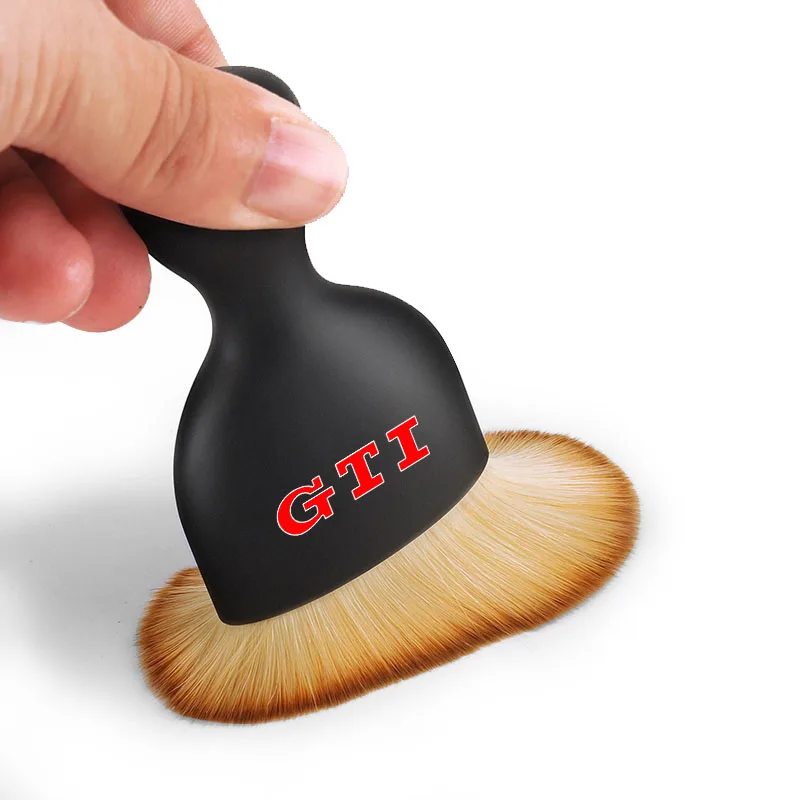 Car Interior Dashboard Dust Remover Cleaning Soft Brush Auto Emblem for VW GTI Golf 3 4 MK3 MK4 Passat 3BG Polo 6N 9N Bora Vento