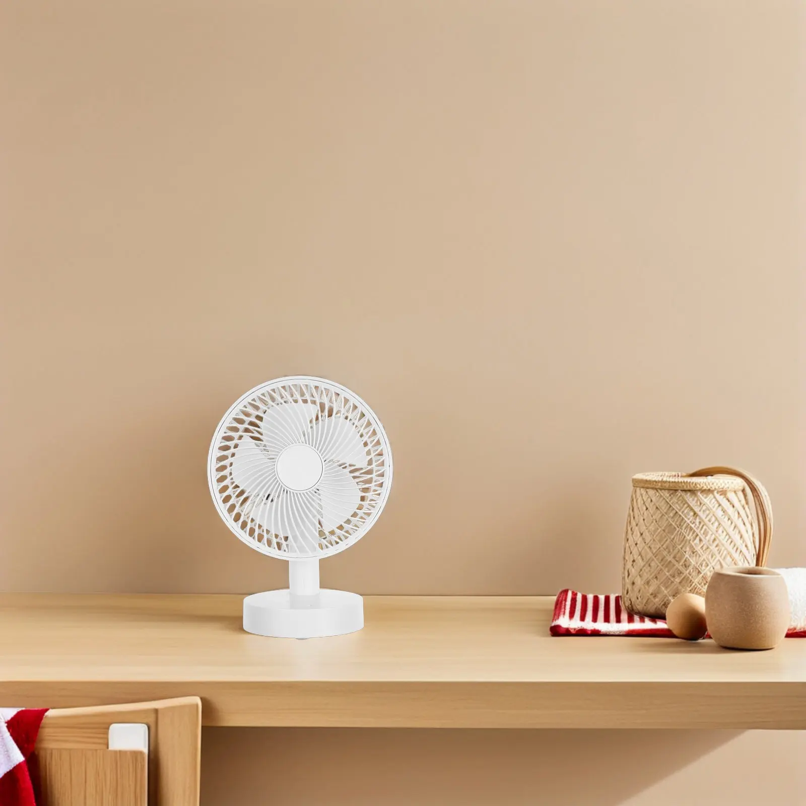 Portable Mini USB Fan Rechargeable for Car Dashboard Office Desk Home Travel Strong Wind Quiet Efficient Cooling Compact Fan