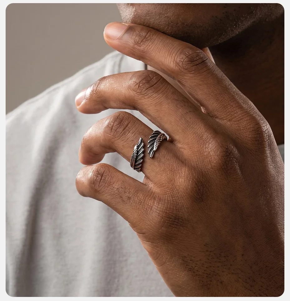 Vnox Herren Edelstahl Engelsflügel Offener Ring Retro Feder Verstellbarer Bandring Punk Vintage Fingerschmuck Geschenk für Ihn – Detail 3