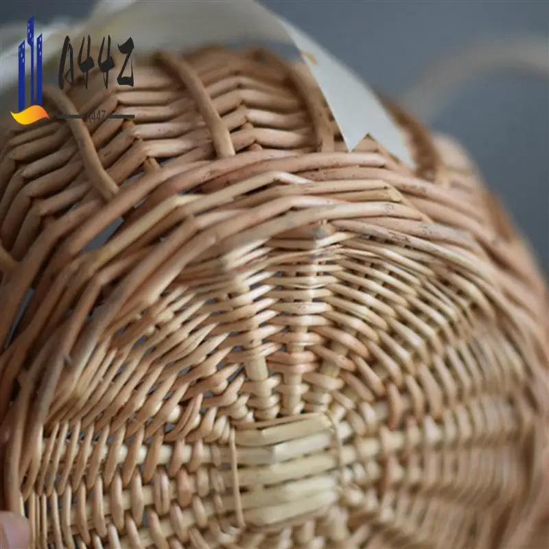 

A44Z-5X Woven Flower Basket Rattan Storage Basket Flower Girl Hand Basket Handmade Flower Basket With Bow, S