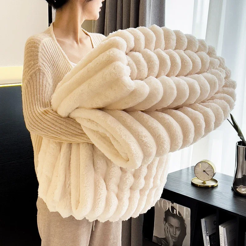 Imitation Rabbit Velvet Spring Warm Blanket or Blanket and Pillowcase Soft Fluffy Warmth Throw Blankets for Sofa Napping Blanket