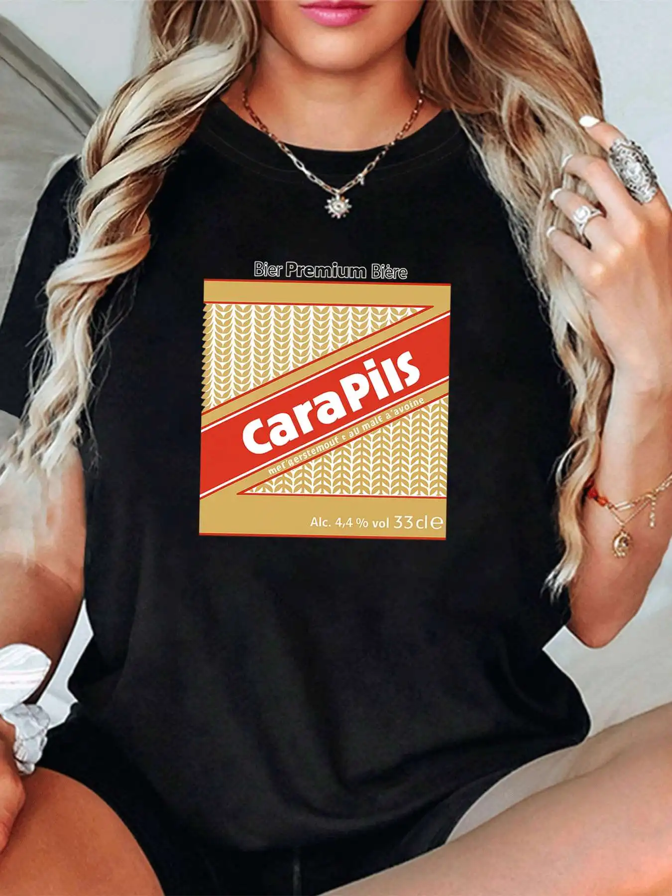 

【1142421】Женская футболка больших размеров с круглым вырезом, короткими рукавами-полурукавами на резинке и модными принтами