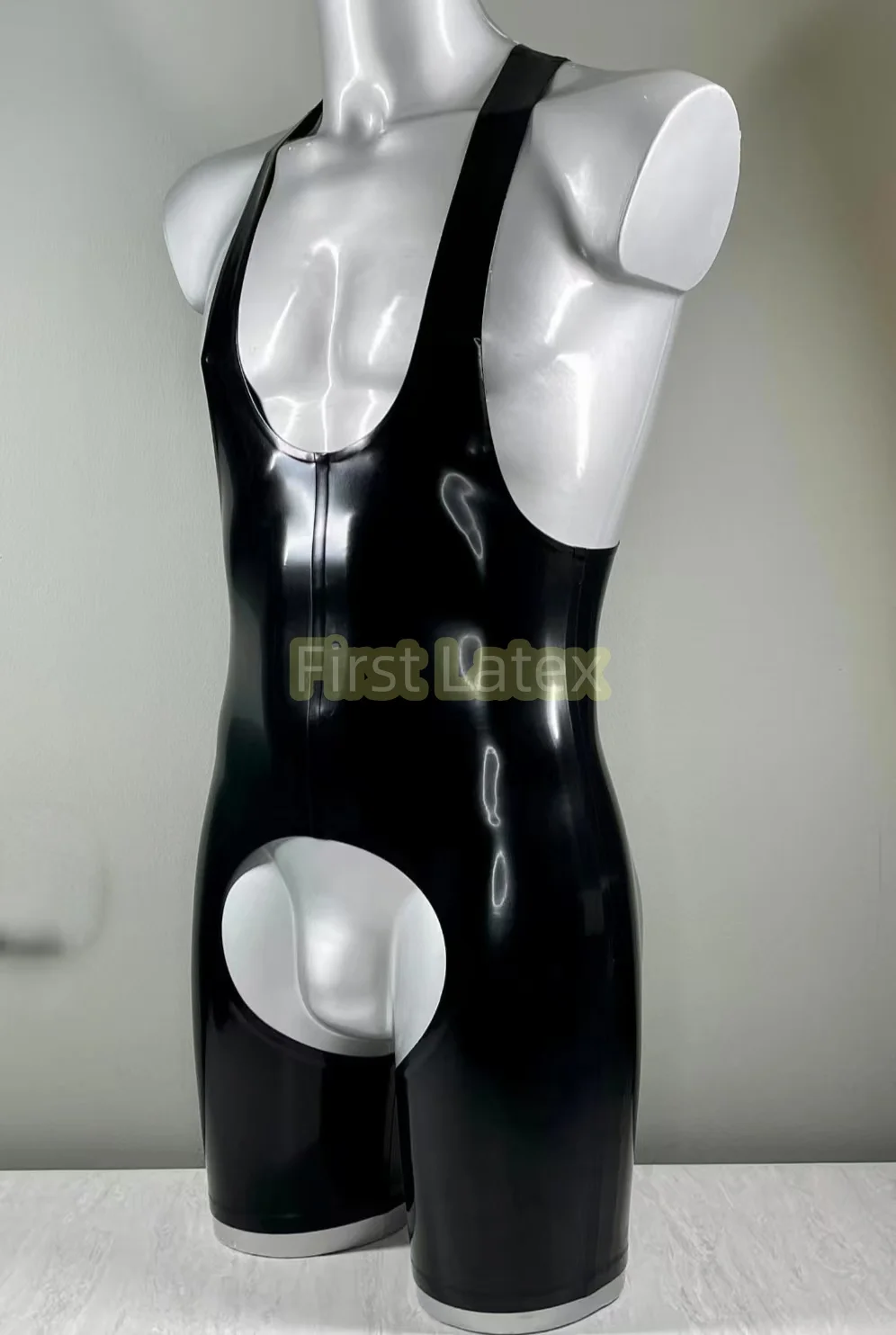 

Handmade Sleeveless Latex Catsuit Sexy Rubber Swimsuit Half Leg Chaps Wrestler Men’s Tight Suit Clothing Fetish Jumpsuit