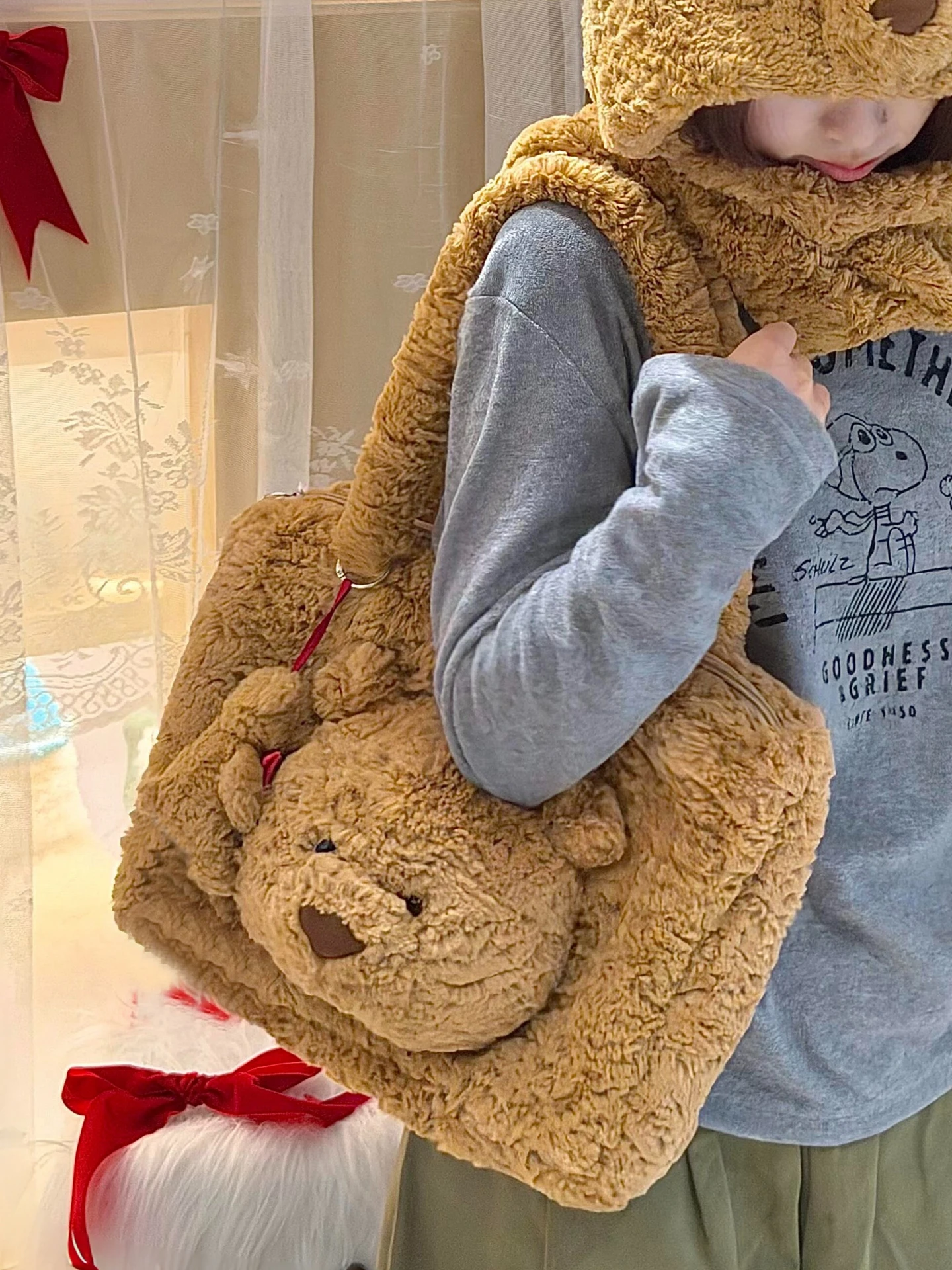 Oulaili New Cartoon Plush Bear Bag Large Capacity Dual Shoulder Backpack for Women Cute Doll Bear Shape Soft Polyester Material