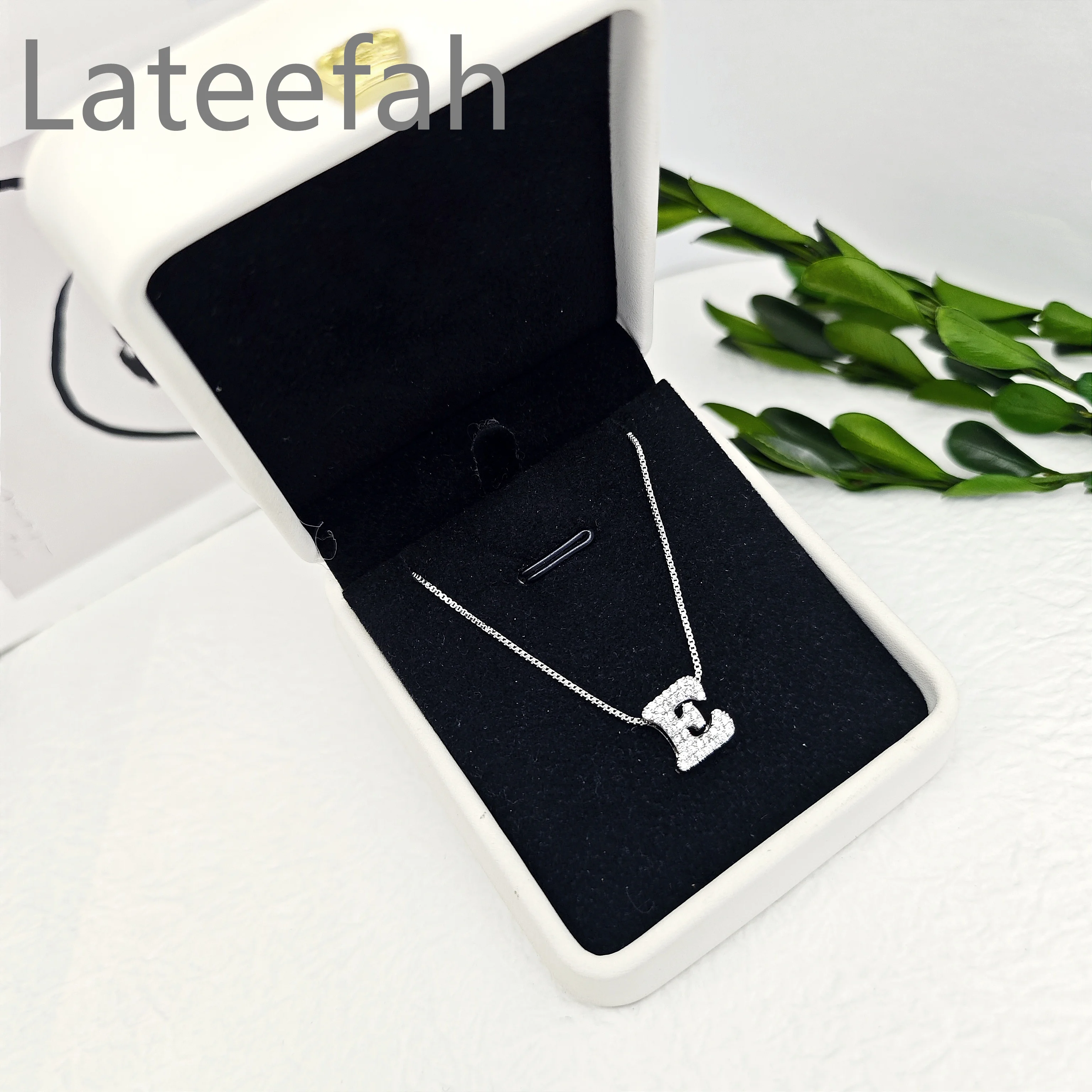 Lateefah Stainless Steel Sliding Alphabet Necklace Personalised DIY Alphabet Box Chain Necklace