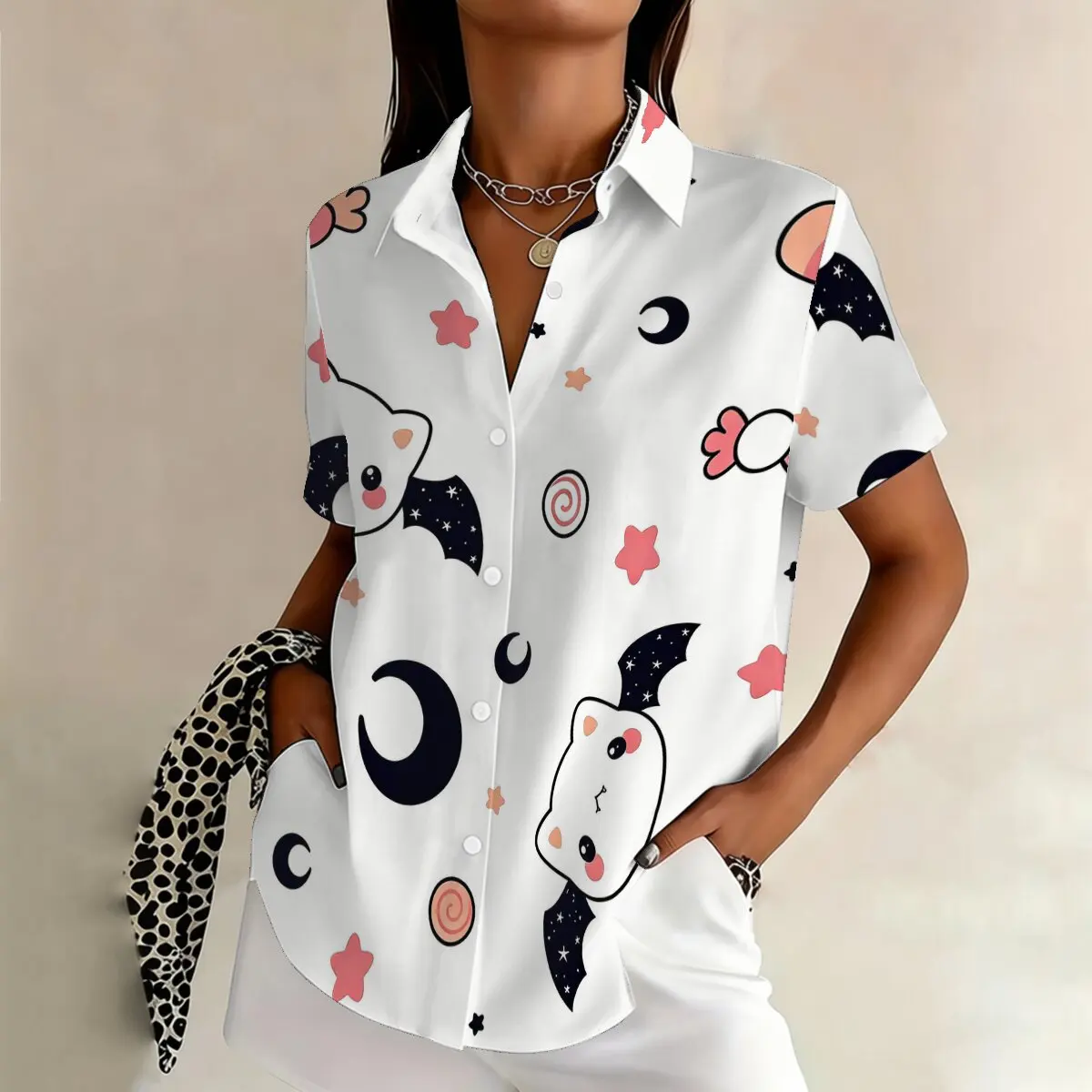 

Простая женская летняя рубашка с коротким рукавом и большим воротником, с принтом мультяшного кота на Хэллоуин, персонализированный универсальный топ на каждый день