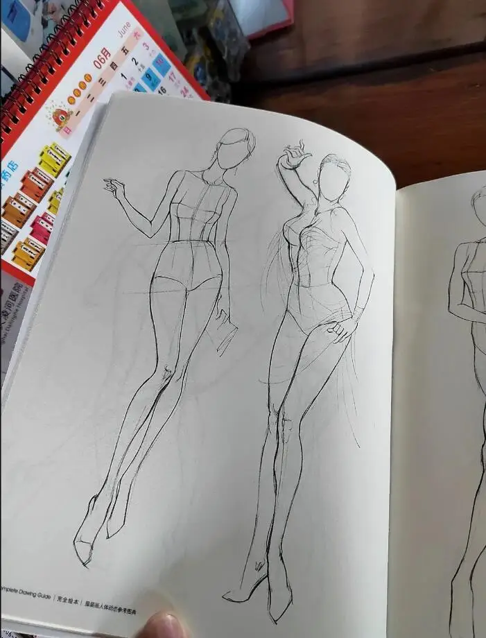 Imagem -03 - Dynamic Figure Guide For Fashion Design Book Libros Art Book Livros Art Book