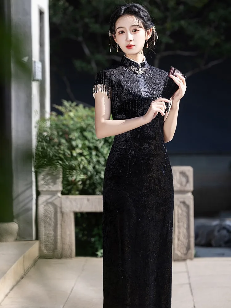

Black slim-fitting cheongsam velvet long Chinese-style elegant banquet dress