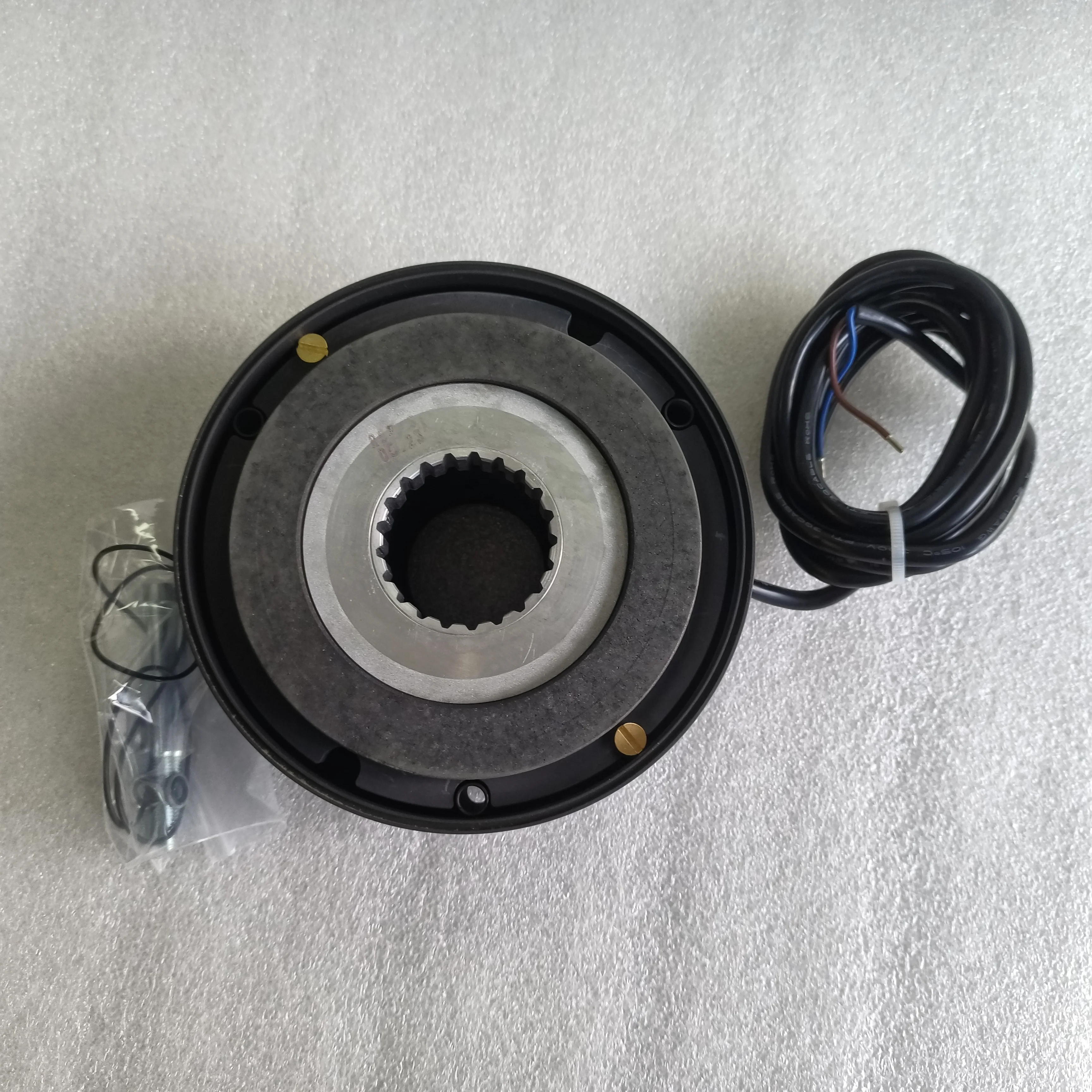 SWF Rope Brake NM38730NR2 Construction Hoist Parts Disk IP55 Protection 6-Month Warranty 4