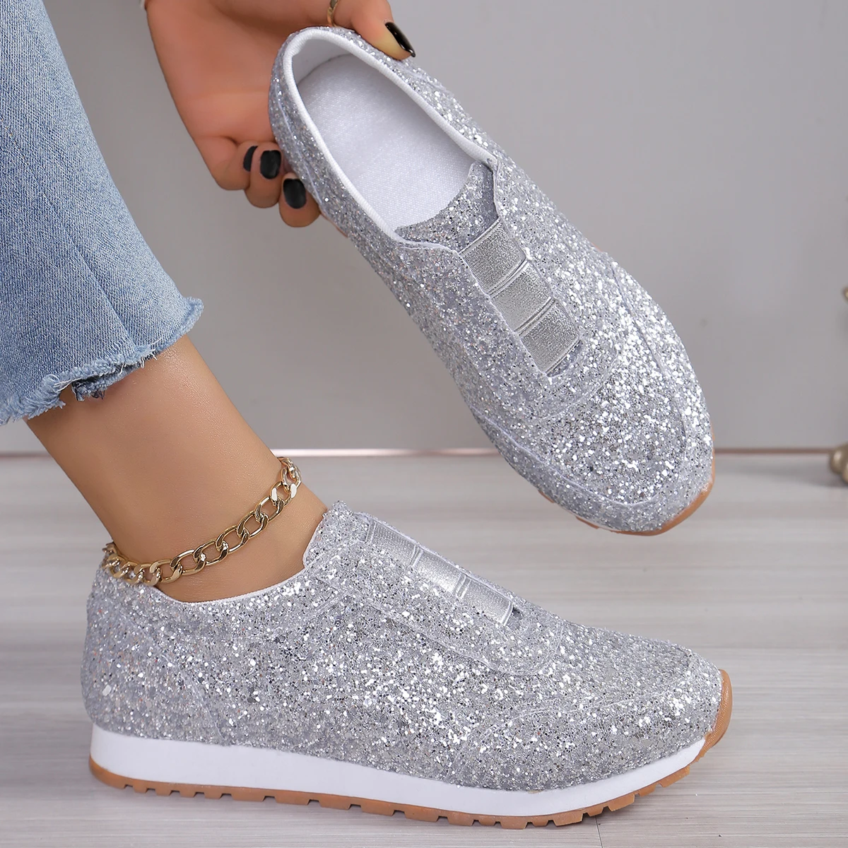 New Women Casual Shoe Women Fashion Spring Autumn Sequin Canvas Sneakers Women Shallow Platform Vulcanize Shoes Zapatillas Mujer