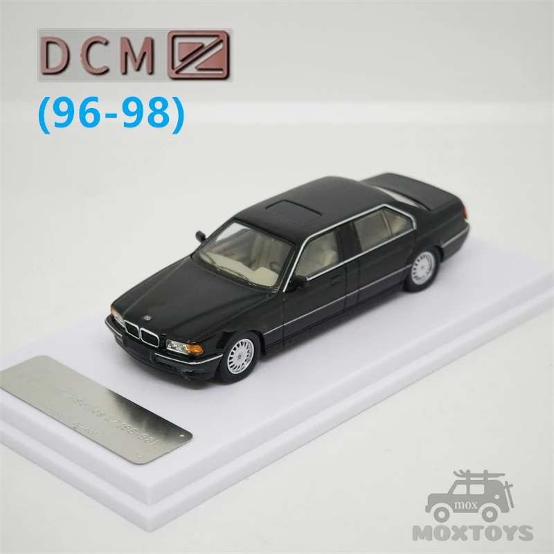 DCM 1:64 E38 7-Series L7 (96-98) Pre ver. / (98-01) post ver. limited500 Diecast Model Car