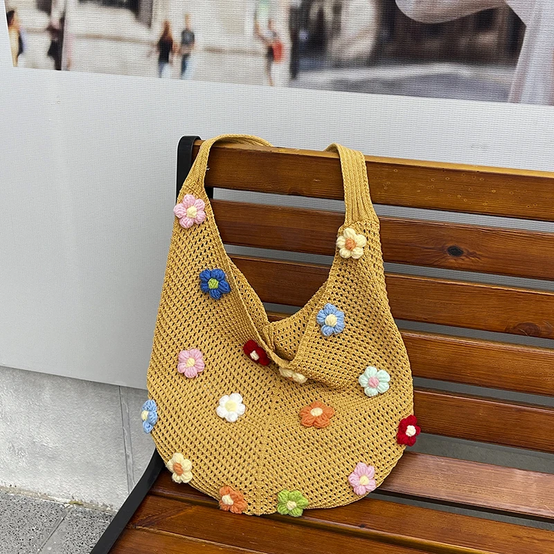 

Fashion Trend Flower Knitted Shoulder Bag Women Lightweight Casual Crochet Tote Bag Hollow Out Design Outdoor Travel Beach Bag