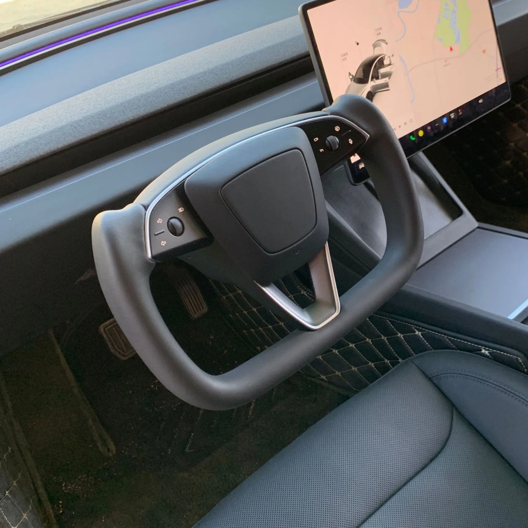 350mmヨークハンドル モデル3 ハイランド YOKE テスラ モデル3 ハイ