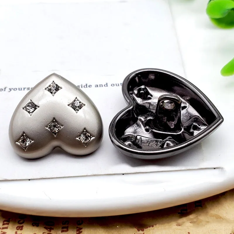 6PCS Love Design Metal Rhinestone Button For Coat Sewing Accessories Scrapbooking Clothing Craft Handmade Diamond Buttons
