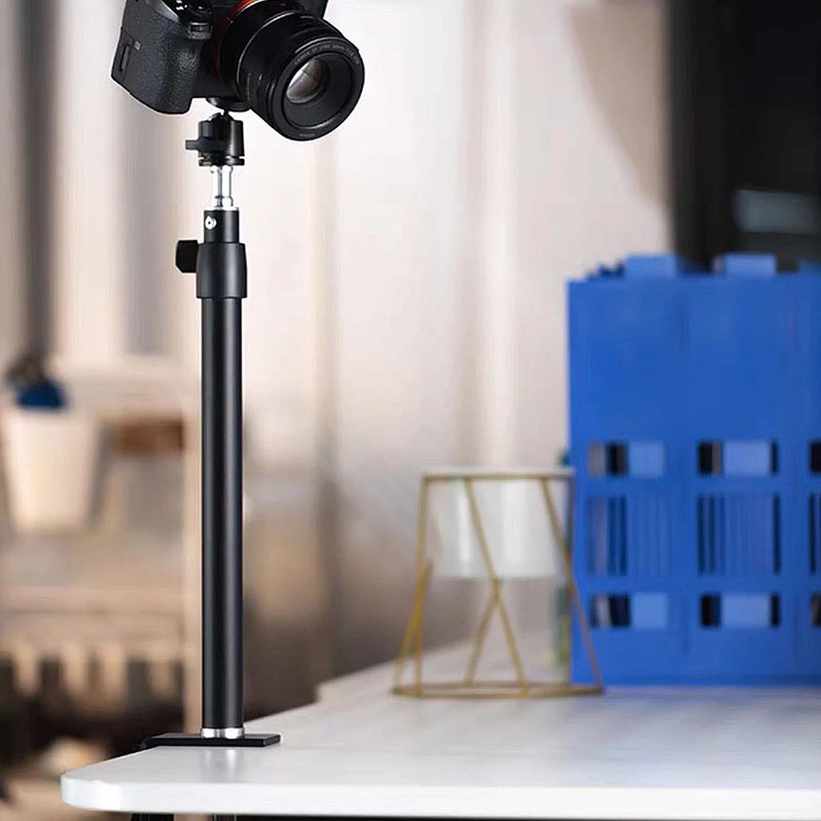 

Aluminum Alloy Light Stand for Desk Tabletop 46-74cm Telescopic Pole 6-13cm Clamp 1/4 Inch Screw Compatible Camera Gimbal Phone