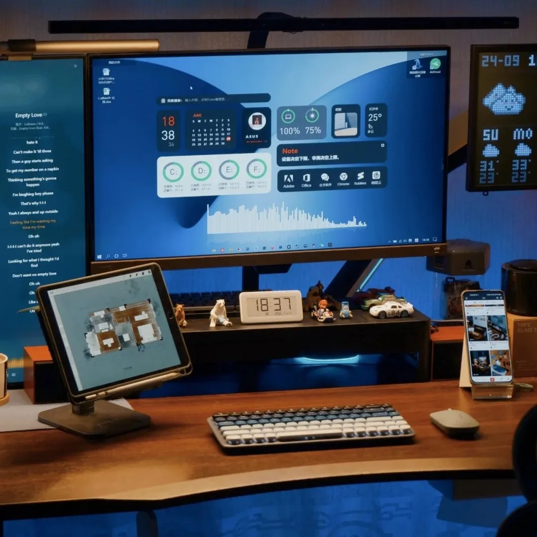 UGREEN Fun+ Wireless Bluetooth Keyboard Pirate Holiday Tea Switches Backlight Light Thin Office Mechanical Keyboard for ipad PC