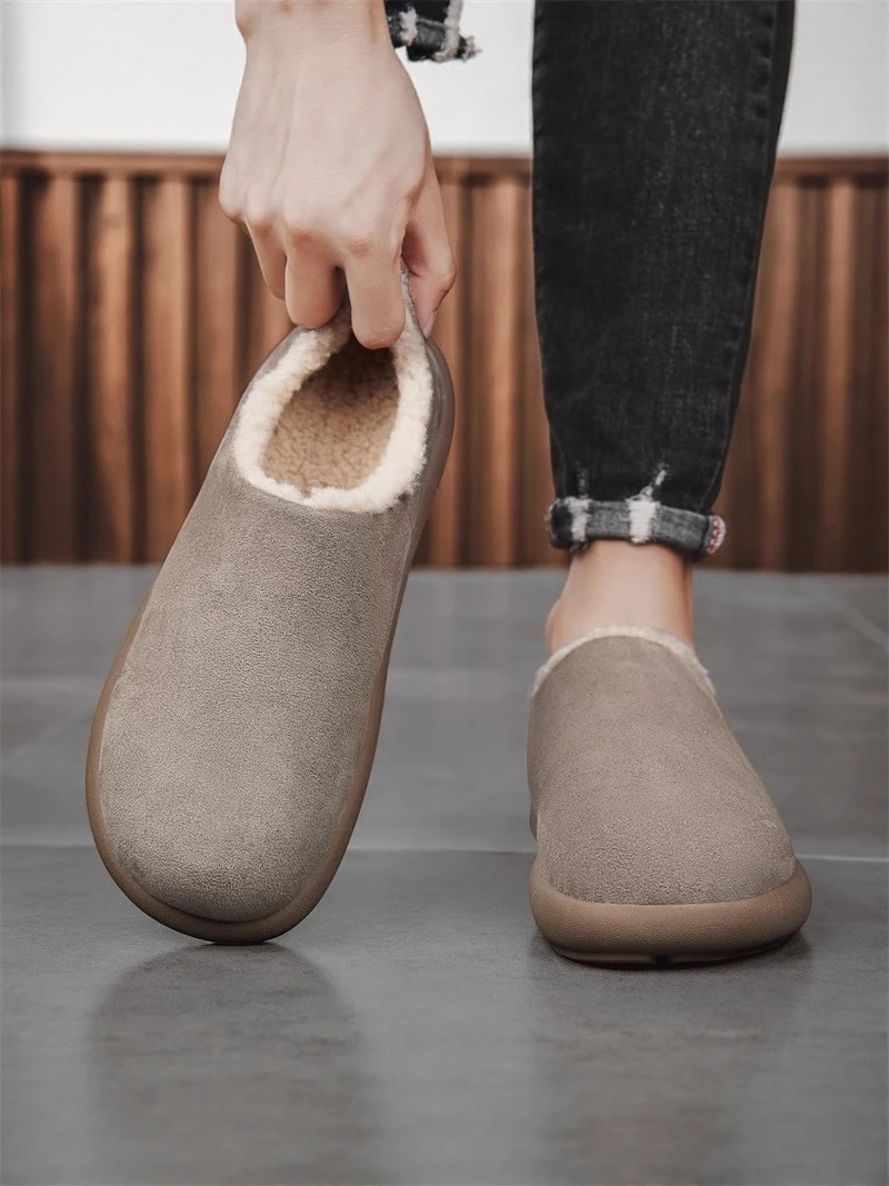 Fleece Lined Men's Snow Boots Slip-On round Toe Thick Bottom Warm Winter Shoes Korean Style Short Tube Ultra Leather