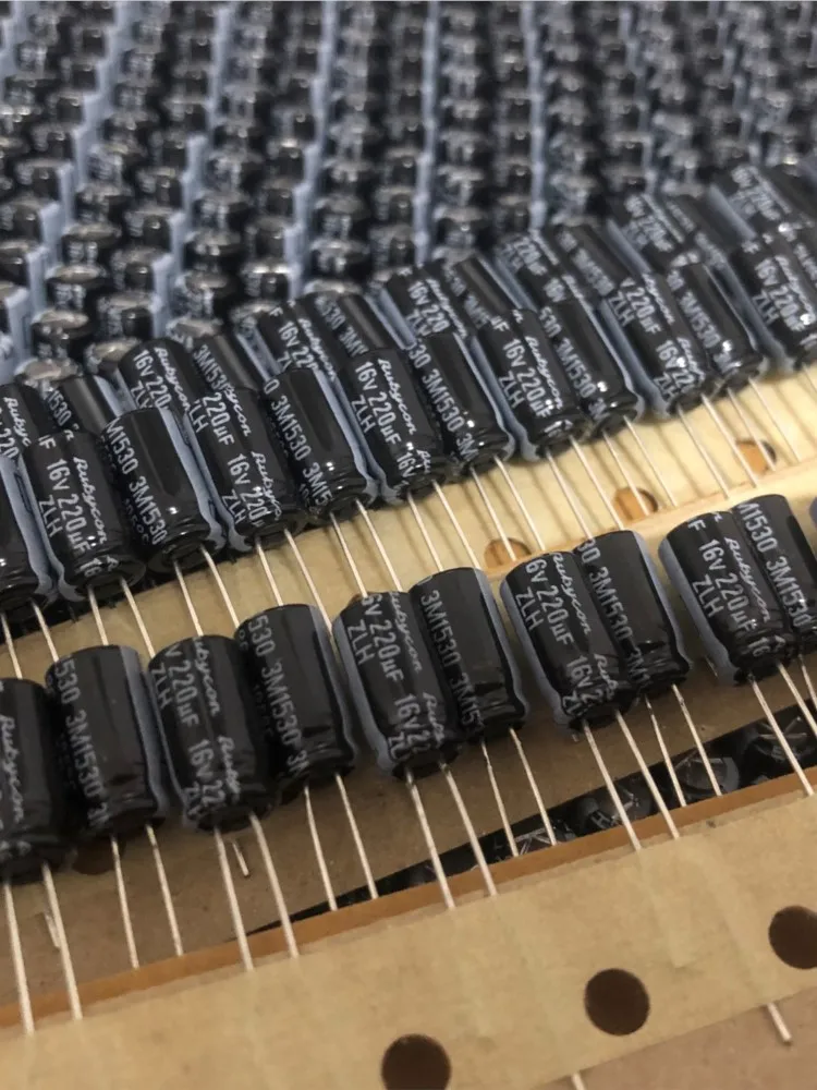 2024 nowy 10 szt. Nowy RUBYCON ZLH 16 v220uf 6x11,5mm 105 stopni 220UF/16V niska oporność wysokiej częstotliwości i długie życie zlh 220Uf 16v — zdjęcie 2
