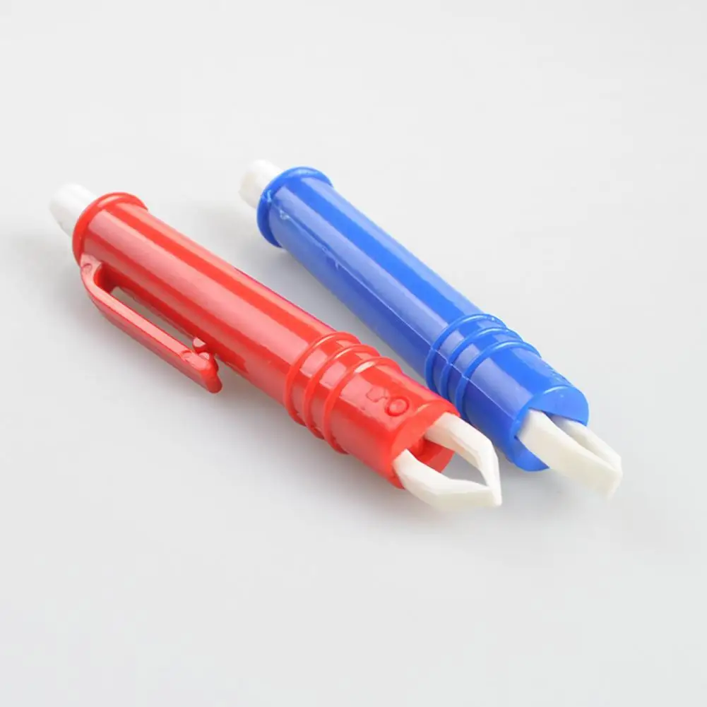 Cat and Dog Ixodes Extractor Red Blue easy to use Lightweight Plastic Scratching Hook Remover Mite Remover Easy-to-Carry