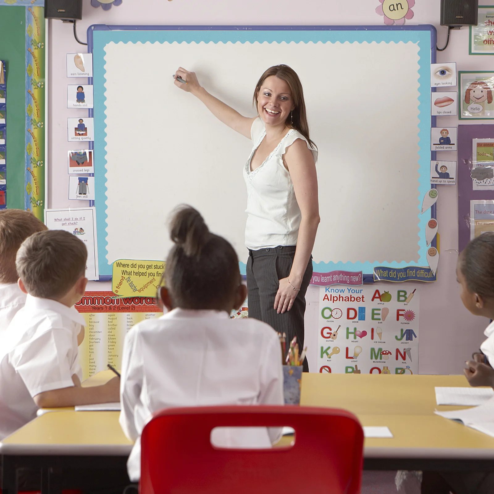 1 لفة صدفي لوحة الإعلانات الحدود ورقة تقليم الفصول الدراسية السبورة مكتب خزانة جدار ديكور لوحة الإعلانات الحدود #2