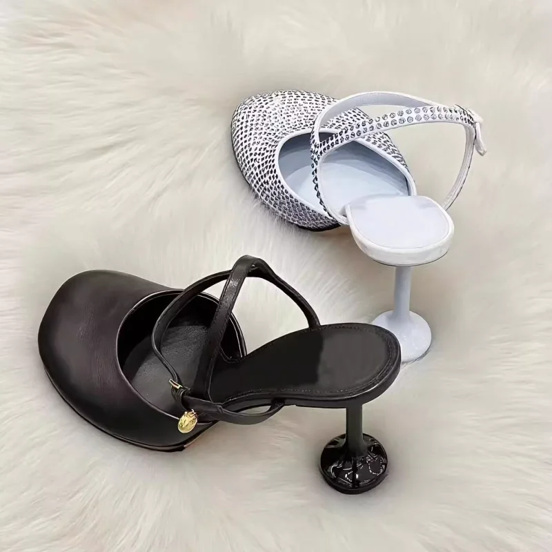 جولة الجبهة حزام الظهر عالية الكعب مصمم الأزياء النساء أحذية فاخرة تألق حجر الراين صنادل عالية الكعب الجدة النساء الأحذية #2