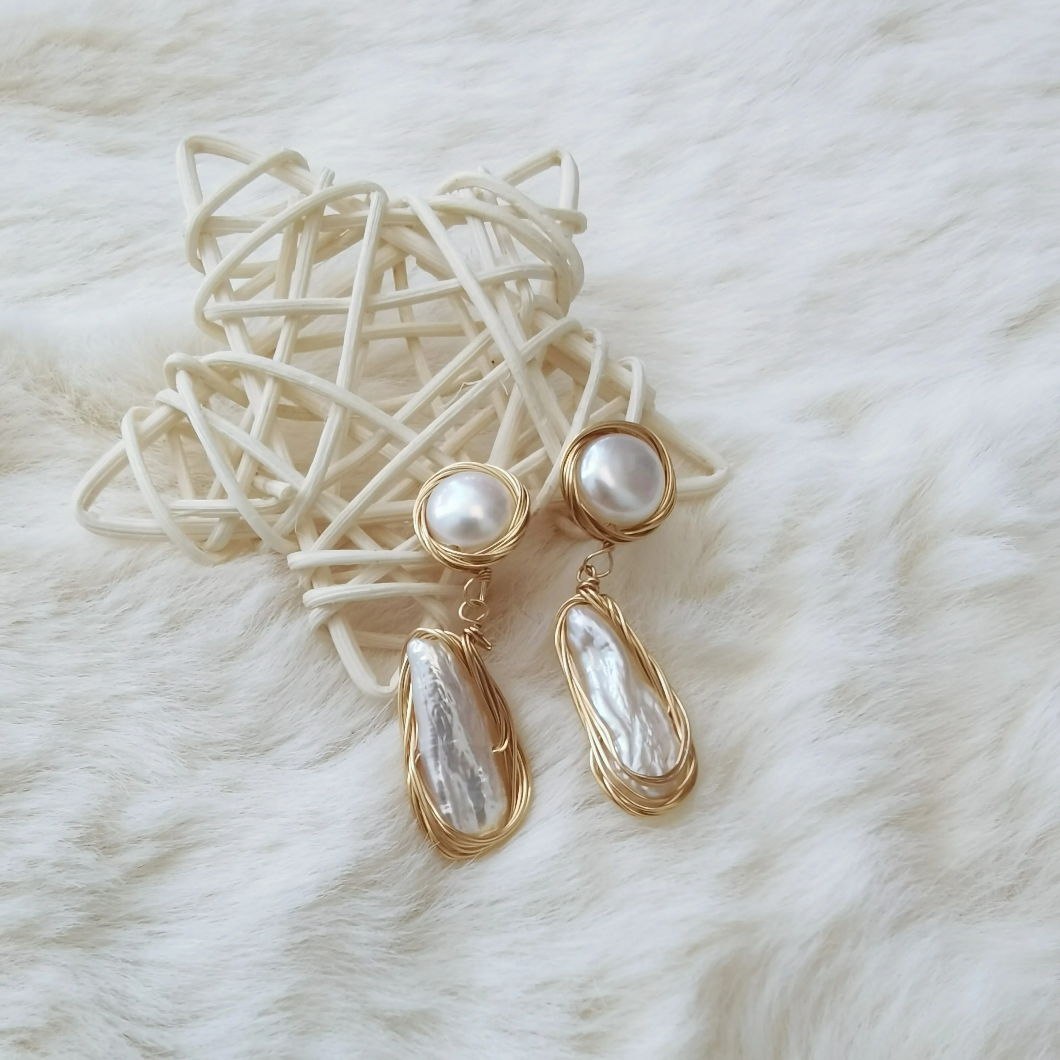 

Fashion Style Freshwater Pearl Earring Silver 18K Gold Filled Stud Earrings for Wedding Baroque Pearl Earrings