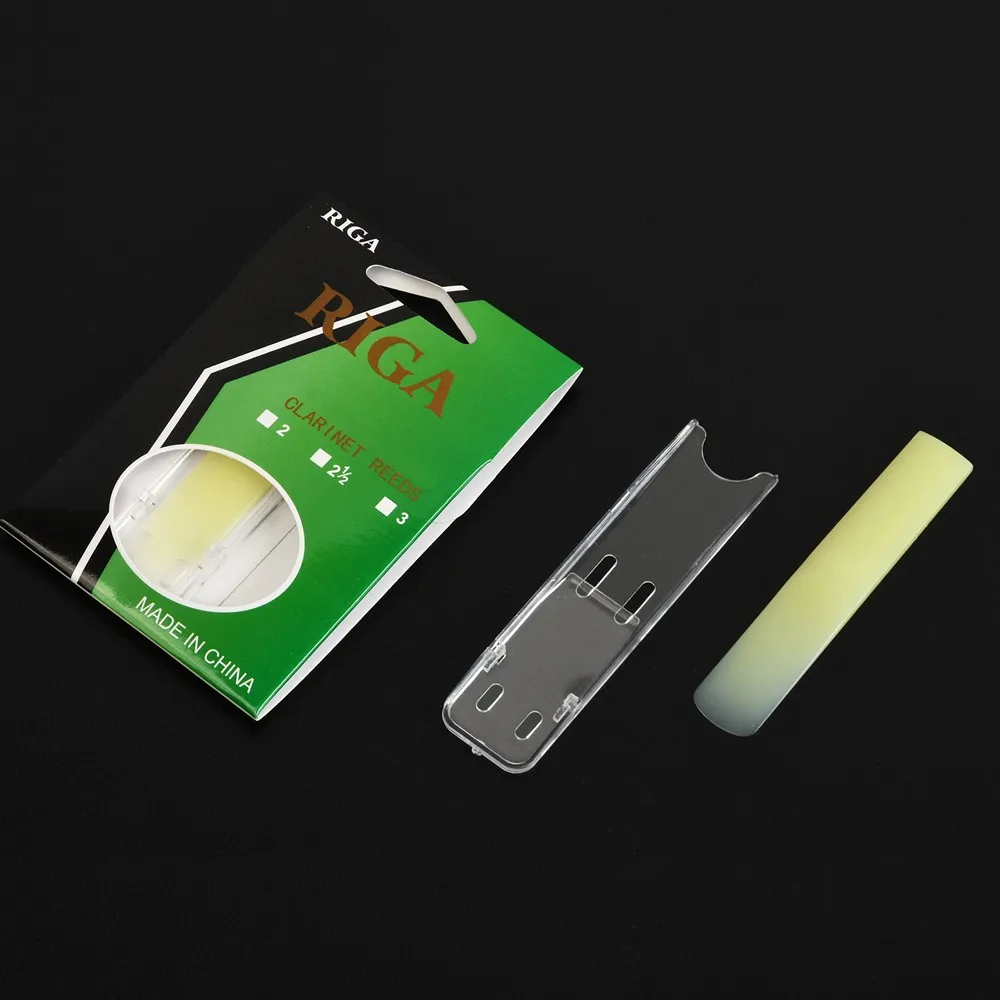 Protable Reliable Hot Sale Resin Reeds Clarinet Reeds Strength 1.5g/Pcs LxW 67mm X 11.5mm / 2.64inch X 0.45inch